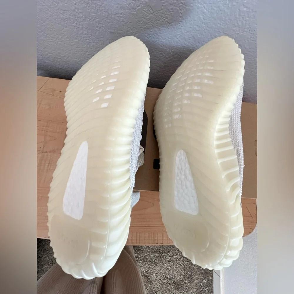 Yeezy 350 V2 CMPCT H06519 Slate Bone